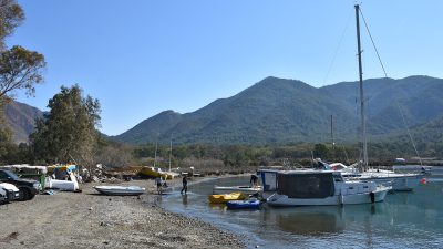 Muğla’nın Marmaris ilçesinde kıyı şeridinde yaşanan sıra dışı gelişme bölge