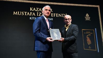 Ayasofya-i Kebir Cami-i Şerifi’nin o devasa ve eşsiz hat eserlerine