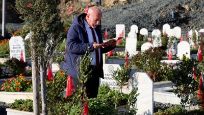 6 Şubat felaketinin büyük yıkıma uğrattığı Hatay’da, Ramazan Bayramı’nın ilk