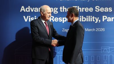 TBMM Başkanı Numan Kurtulmuş, Hırvatistan’ın başkenti Zagreb’de düzenlenen Üç Deniz