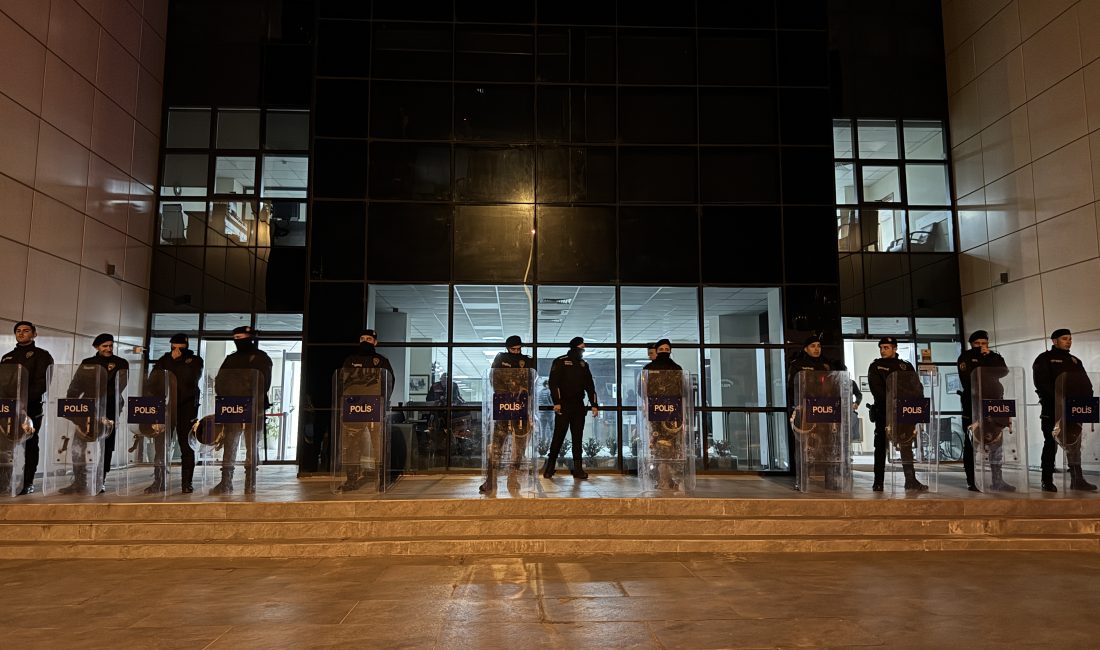 Uşak ve Marmaris belediyelerinde rüşvet, yolsuzluk ve ihaleye fesat karıştırma