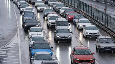 Ramazan Bayramı tatilinin son gününde memleketlerinden ve tatil beldelerinden dönen