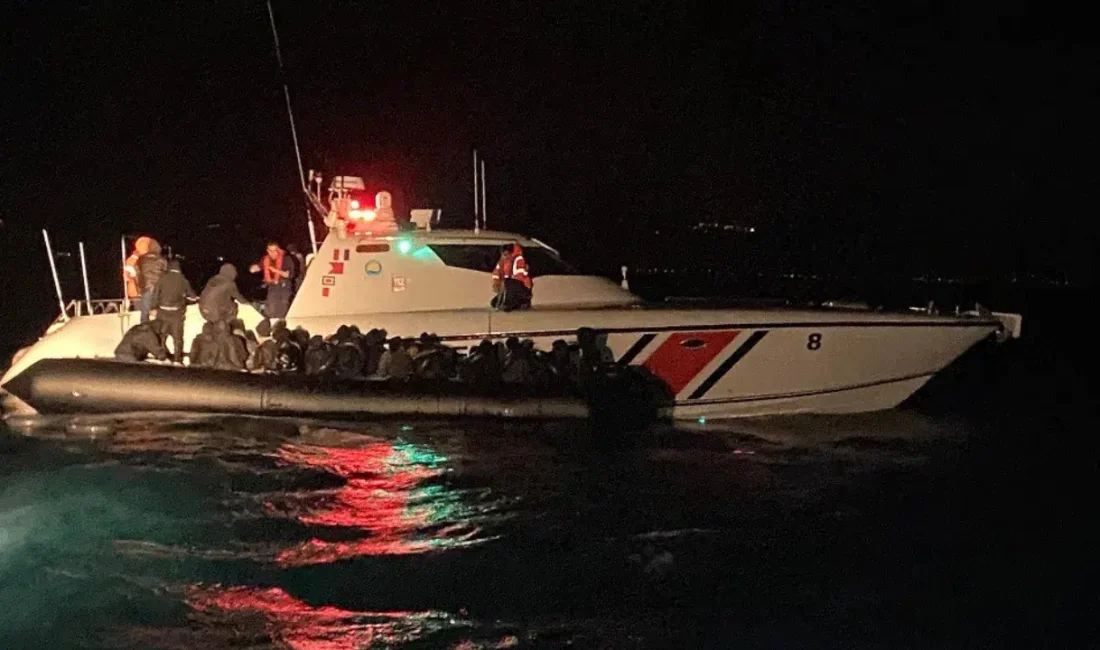 Balıkesir’in Ayvalık ilçesi açıklarında Yunanistan’ın Midilli Adası’na geçmeye çalışırken motor