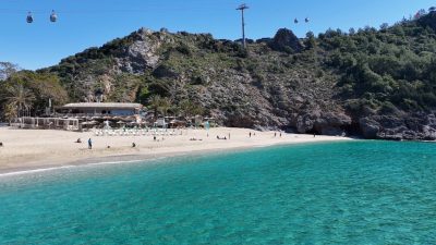 Antalya’nın Alanya ilçesinde Mart ayının gelişiyle birlikte termometrelerin yükselmesi adeta