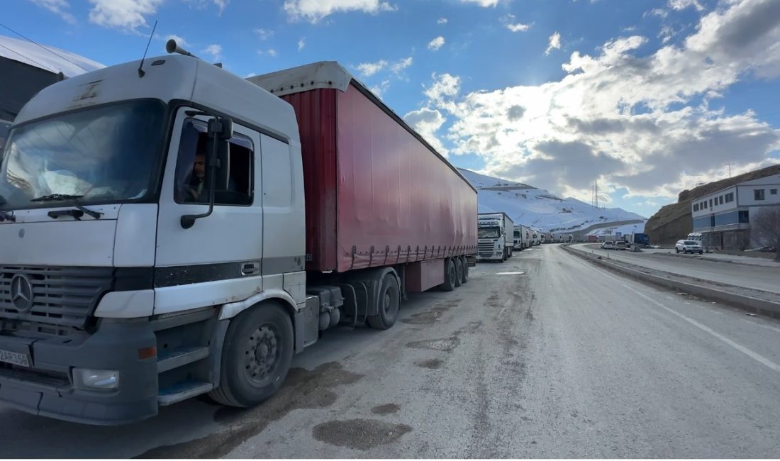 İsrail ve ABD’nin İran’a yönelik başlattığı saldırıların ardından Hakkari’deki Esendere