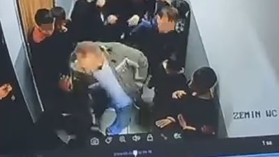 Van’ın Edremit ilçesinde bir velinin, çocuğuna kartopu attığı gerekçesiyle 8