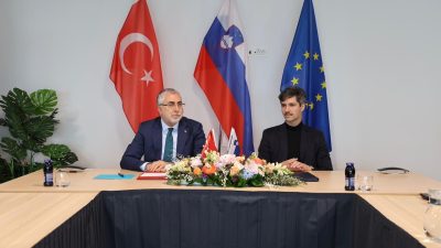 Çalışma ve Sosyal Güvenlik Bakanı Vedat Işıkhan, Slovenya’nın başkenti Lyublyana’da