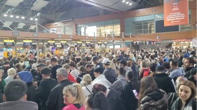 İstanbul’da etkili olan yoğun sis ve olumsuz hava şartları Sabiha