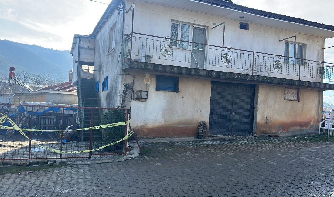 Manisa’nın Turgutlu ilçesinde boşanma aşamasındaki eşinin baba evine sabaha karşı