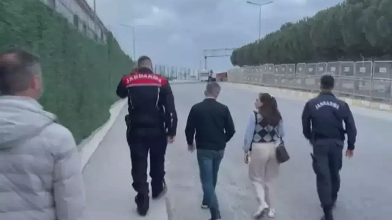 İstanbul Büyükşehir Belediyesi davasının Silivri’de gerçekleştirilen kritik duruşmasında sahte basın