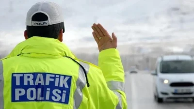 Bursa’da gece saatlerinde meydana gelen feci kazada alkollü sürücü dehşet