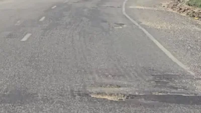 Diyarbakır’da Çermik ve Ergani ilçeleri arasındaki ulaşımı sağlayan karayolunda oluşan