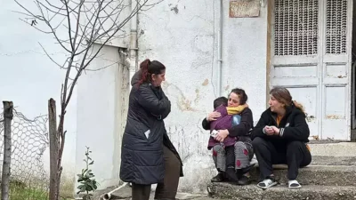 Samsun’un İlkadım ilçesinde küçük bir çocuğun evde tek başınayken elindeki