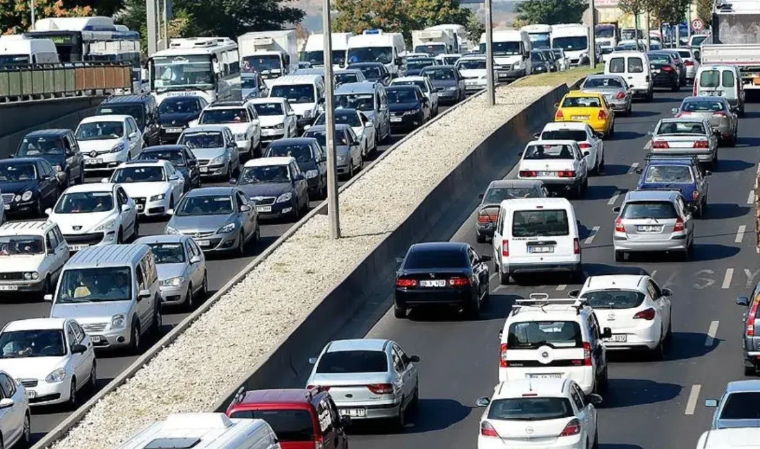 Türkiye otomobil piyasasında taşlar yerinden oynuyor ve sürücülerin tercihleri radikal