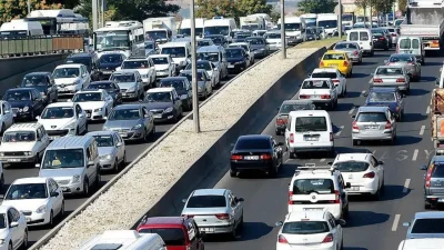 Türkiye otomobil piyasasında taşlar yerinden oynuyor ve sürücülerin tercihleri radikal