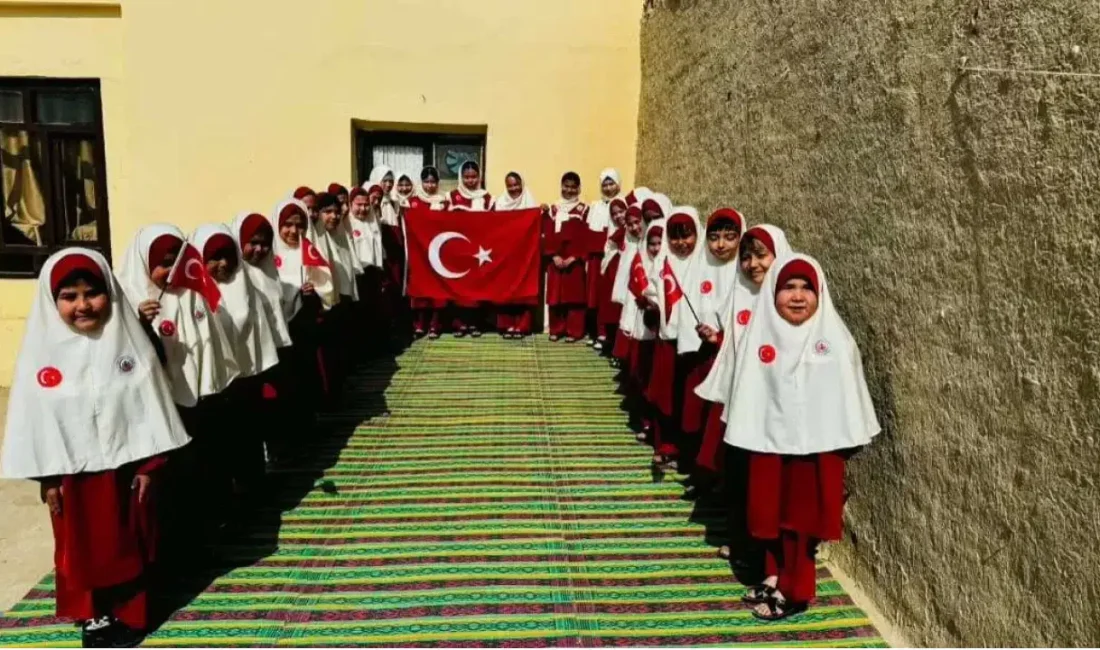 MHP Genel Başkanı Devlet Bahçeli, Afganistan’ın Andhoy bölgesinde eğitim gören