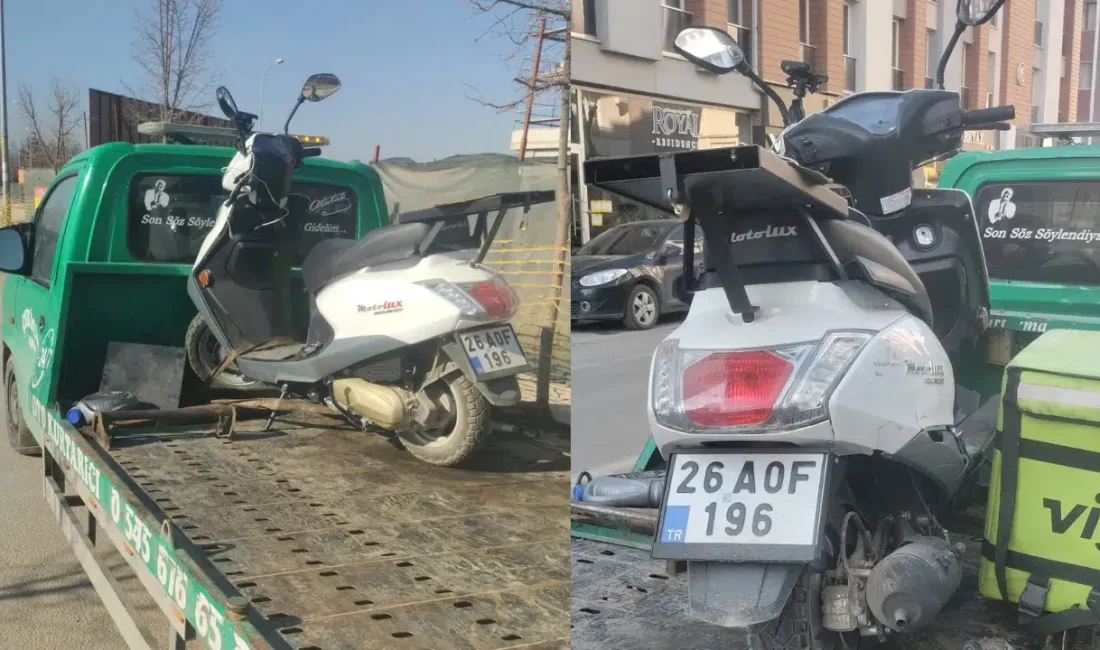 Eskişehir sokaklarında seyir halindeki bir kurye motosikleti ile otomobilin çarpışması