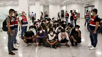 Aydın’ın Didim ilçesinde jandarma ve Sahil Güvenlik ekiplerinin koordineli çalışmasıyla