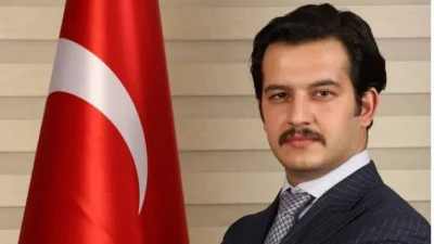 Ardahan’da bürokrasi koridorlarını hareketlendiren gelişmede Vali Yardımcısı Mustafa Berat Kasımoğlu