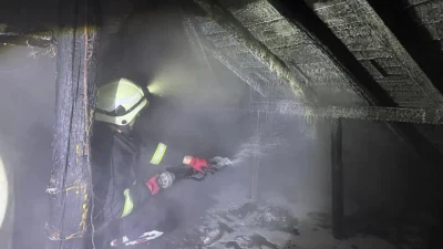 Bolu’nun Dörtdivan ilçesinde soba bacasından sıçrayan kıvılcımlar kısa sürede koca