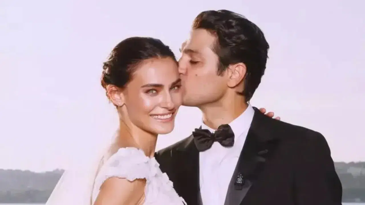 Başarılı oyuncu Saadet Işıl Aksoy’un 2014 yılında nikâh masasına oturduğu