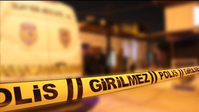 İstanbul Şişli’nin kalbindeki Maçka Parkı’nda sabahın erken saatlerinde temizlik görevlileri