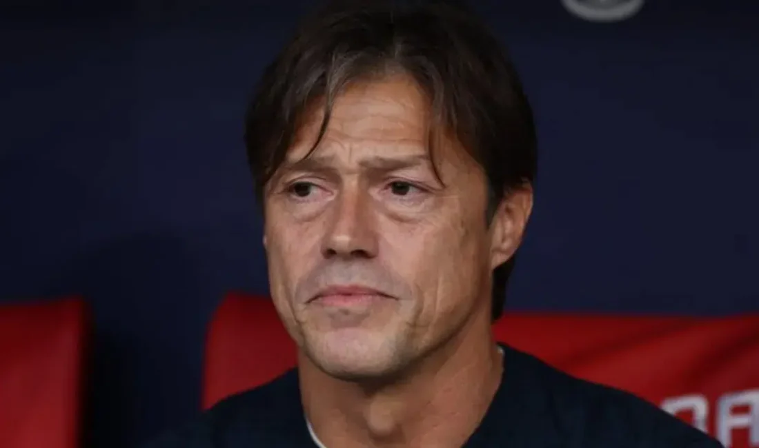 Sevilla’nın tecrübeli çalıştırıcısı Matias Almeyda, yeşil sahaların çok ötesine geçen