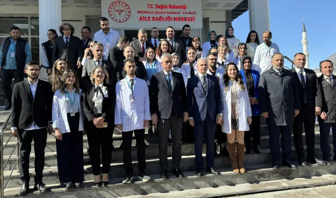 Ardahan programı kapsamında kentin sağlık altyapısını titizlikle inceleyen Sağlık Bakanı