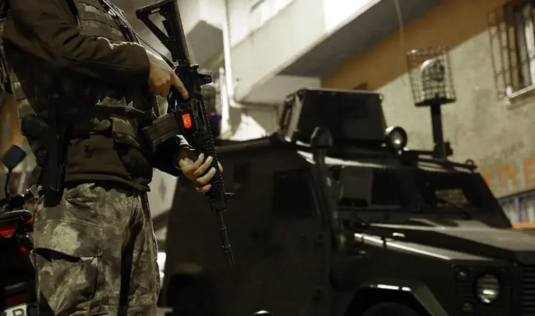 Yalova’da emniyet güçlerinin terör örgütü DEAŞ’a yönelik gerçekleştirdiği eş zamanlı