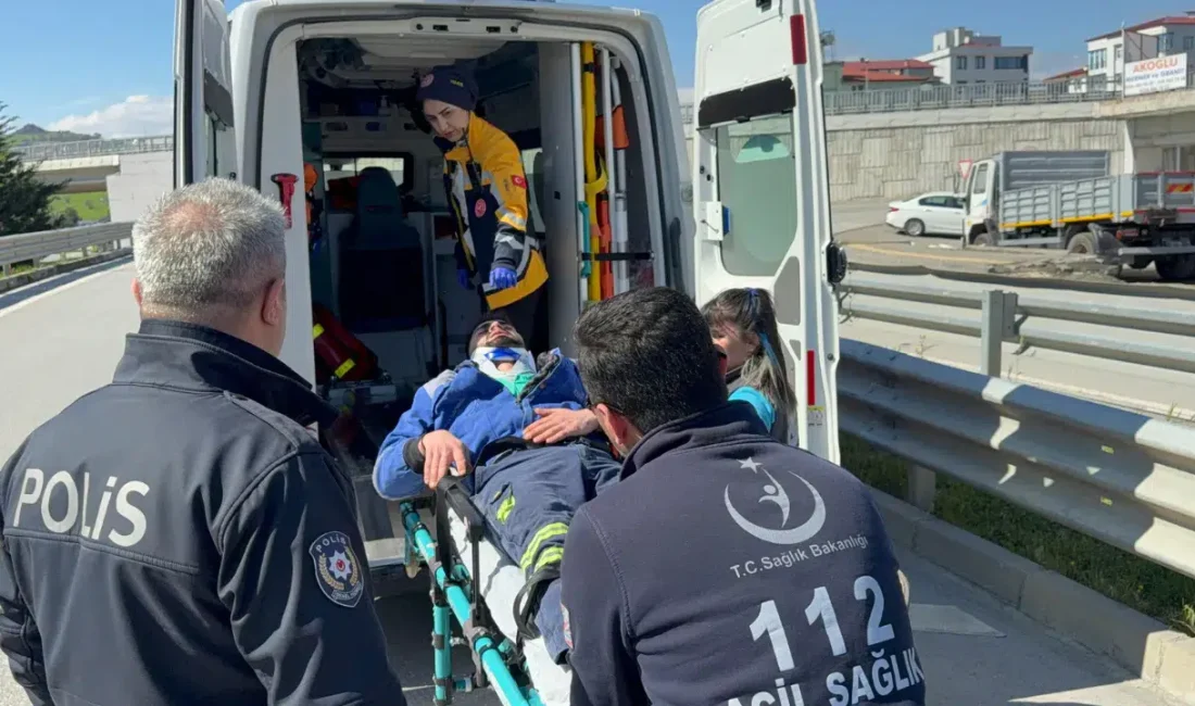 Samsun’un İlkadım ilçesinde direksiyon arızası nedeniyle tamirciye ulaştırılmaya çalışılan bir