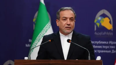 İran Dışişleri Bakanı Abbas Erakçi, bölgedeki gerilimi düşürecek tarihi açıklamalarda