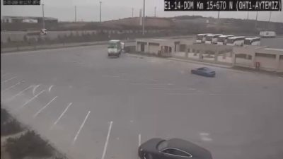 İstanbul Eyüpsultan’da trafiğe açık alanda drift yaparak hem kendi canlarını