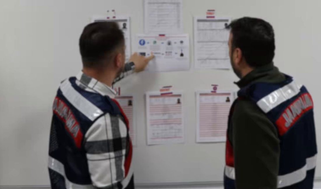 Türkiye genelinde 18 ilde eş zamanlı düzenlenen dev operasyonla yasa