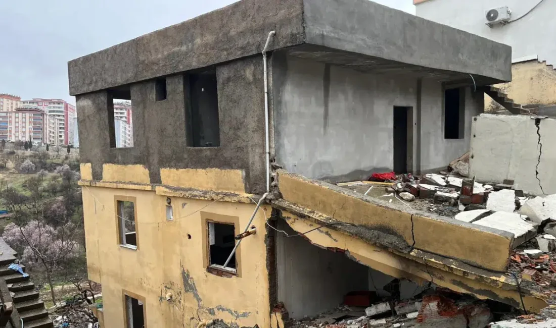 Adıyaman’ın Besni ilçesinde günlerdir etkisini sürdüren sağanak yağışlar korkutan bir