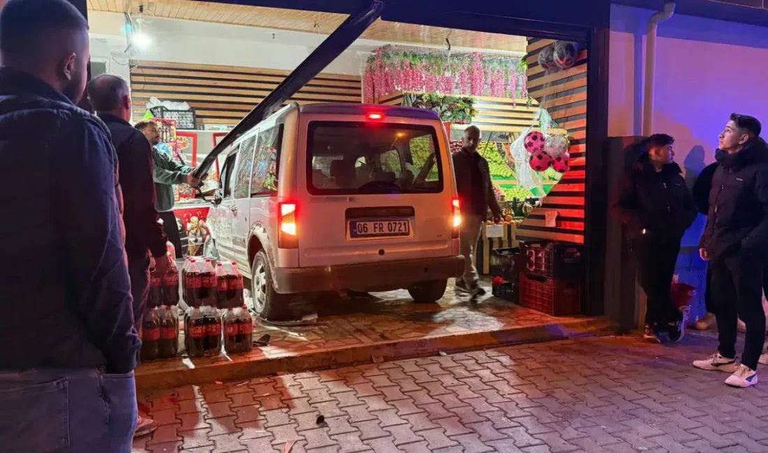 Antalya’nın Gazipaşa ilçesinde ehliyetsiz bir sürücünün direksiyon hakimiyetini kaybetmesi sonucu