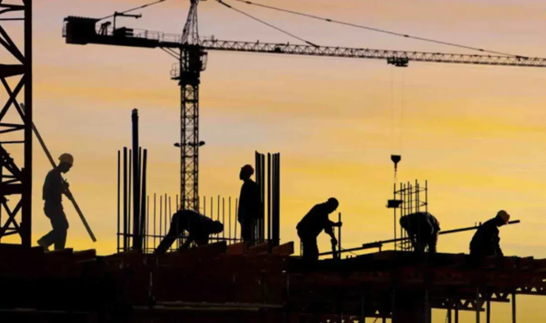 Antalya’nın Serik ilçesinde meydana gelen feci olayda, yaklaşık 3 metre