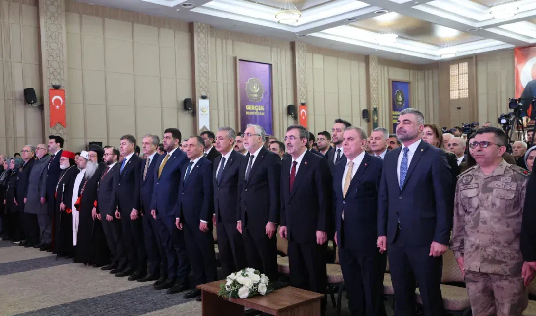 Cumhurbaşkanı Yardımcısı Cevdet Yılmaz ve Çalışma ve Sosyal Güvenlik Bakanı