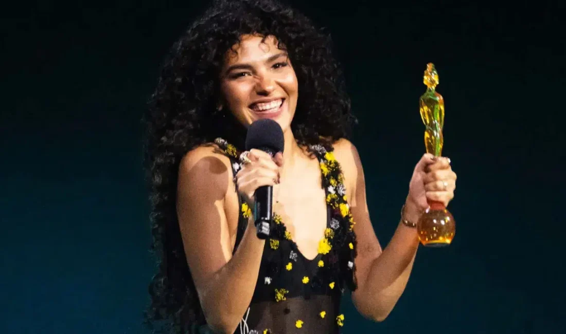 Brit Ödülleri’nin yaklaşık 50 yıllık tarihinde bir dönüm noktası yaşanırken,