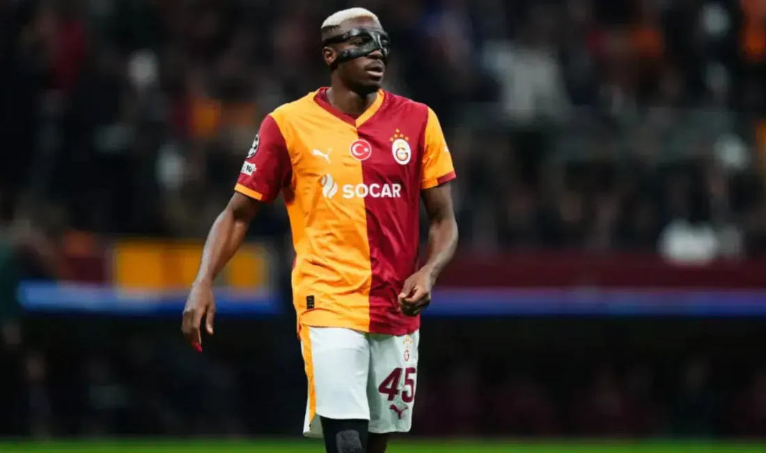 Galatasaray’ın Liverpool ile oynadığı karşılaşmada talihsiz bir sakatlık yaşayarak sahayı