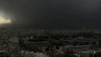 İran’ın başkenti Tahran ve çevresindeki stratejik petrol depolama tesisleri dün