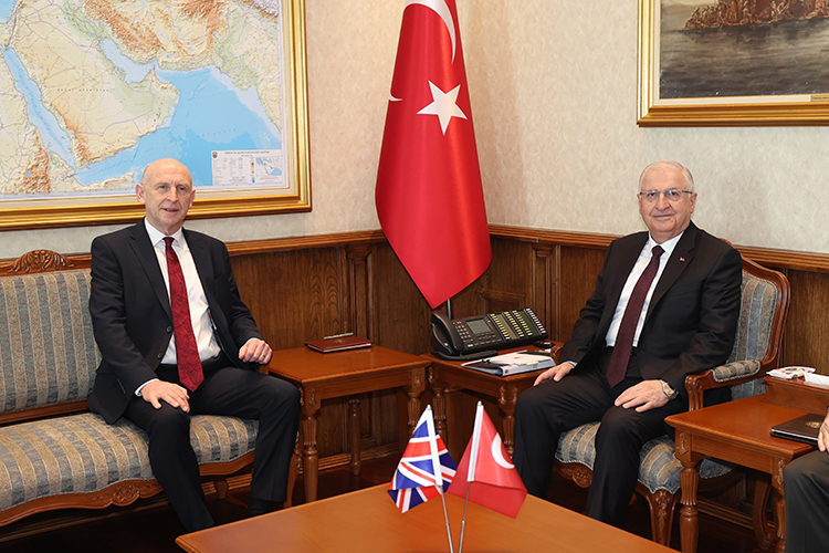 Milli Savunma Bakanı Yaşar Güler, İngiltere Savunma Bakanı John Healey