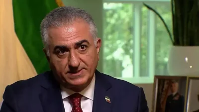 İran’ın devrik şahının sürgündeki oğlu Rıza Pehlevi, dini lider Ayetullah