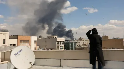 Kudüs yakınlarında bir yerleşim binasına isabet eden İran füzesi bölgede