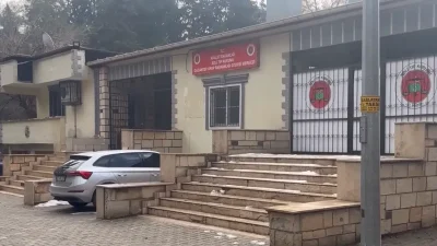 Gaziantep’te görev yaptığı fabrikada forkliftten düşerek ağır yaralanan ve günlerdir