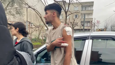 Bursa’da iki genç arasında başlayan sözlü tartışma kısa sürede yerini