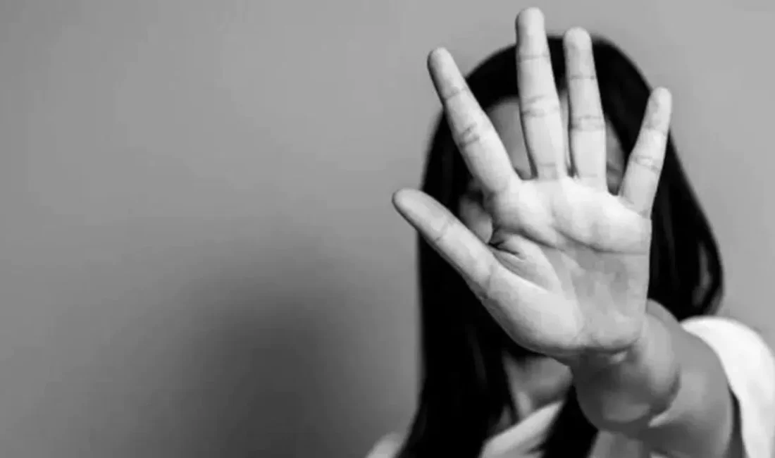 İstanbul’da bir adliyede katip olarak görev yapan M.A., sosyal medya