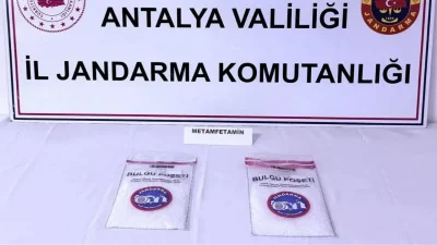 Antalya’nın Döşemealtı ilçesinde jandarma ekiplerinin titiz takibi sonucu gerçekleştirilen uyuşturucu