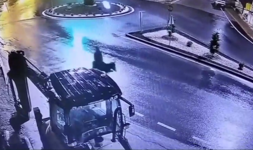 Kayseri’de önce forklift çalarak kuyumcu dükkanına dalan, ardından altınlarla birlikte