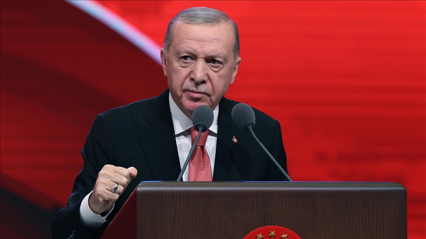 Cumhurbaşkanı Recep Tayyip Erdoğan, Beştepe’de esnaf ve sanatkarlarla bir araya