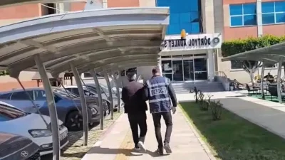 Hatay’ın Dörtyol ilçesinde iki komşu arasında başlayan sözlü tartışma kısa